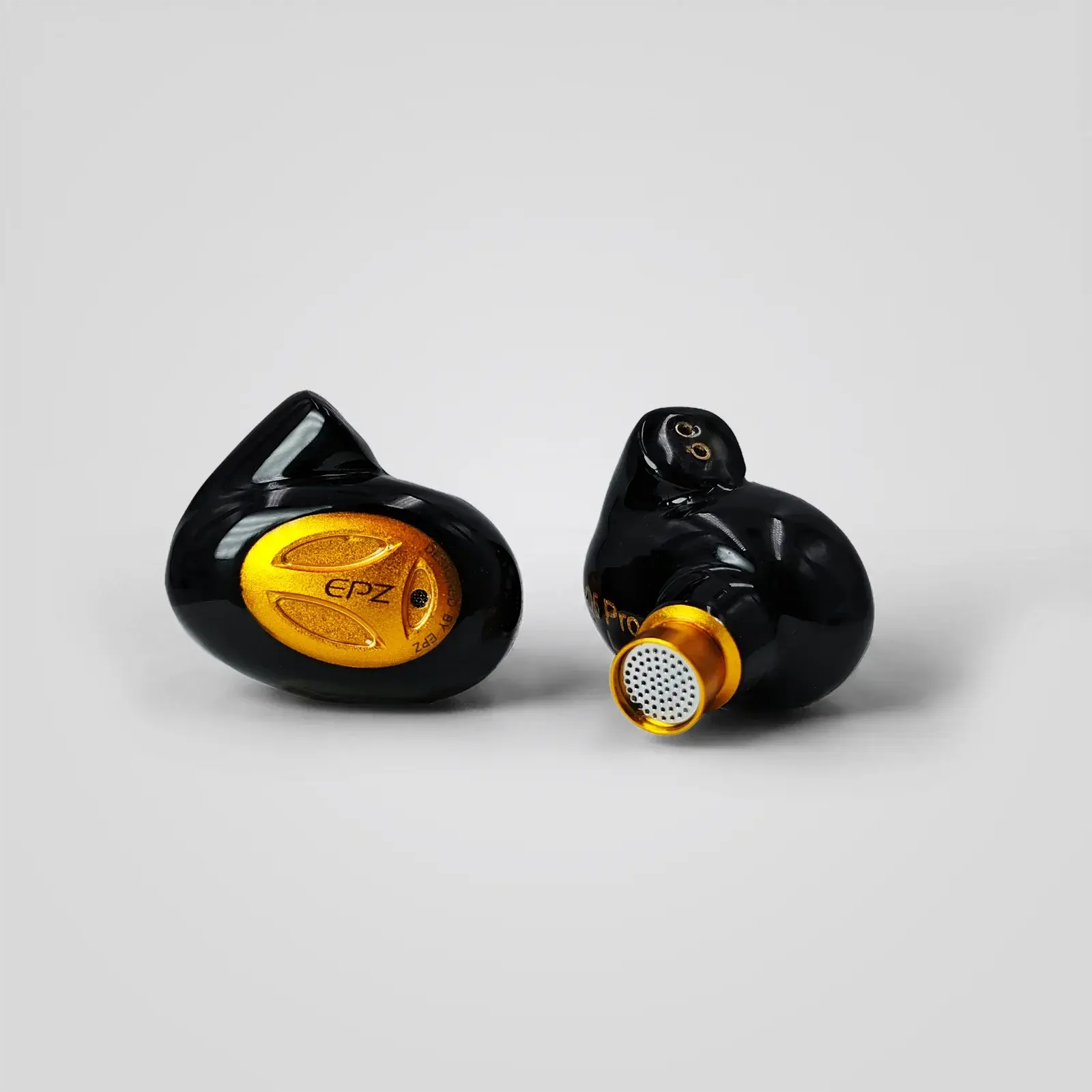 イヤホン EMOTION FIVE D | UNIVERSAL IN-EAR Amazon.com: KZ ZSX Pro – 5BA+1DD 6 Driver Hybrid in-Ear HiFi
